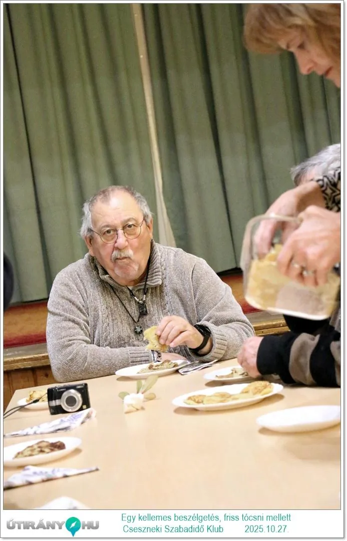 2025.10.27. Egy kellemes beszélgetés, friss tócsni mellett