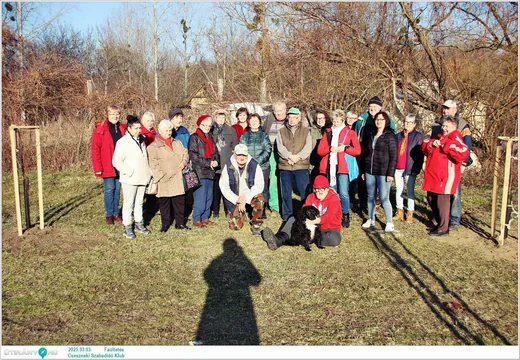'Fát ültetett a Cseszneki Szabadidős Klub' cikk borítóképe