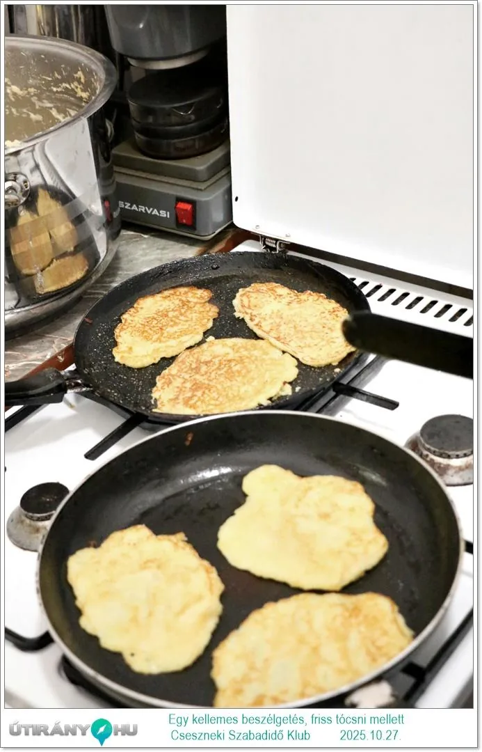 2025.10.27. Egy kellemes beszélgetés, friss tócsni mellett