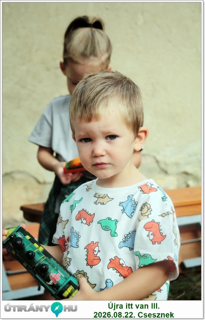 Újra itt van III.