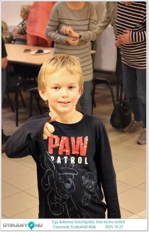 2025.10.27. Egy kellemes beszélgetés, friss tócsni mellett