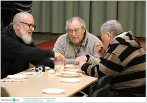 2025.10.27. Egy kellemes beszélgetés, friss tócsni mellett